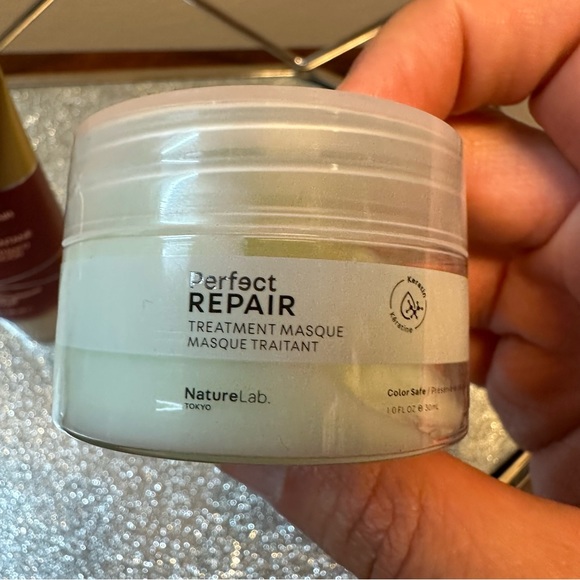 🌼 4/$16 -New 2 piece haircare set (Joico hair treatment & Nature lab hair mask) - Picture 2 of 4